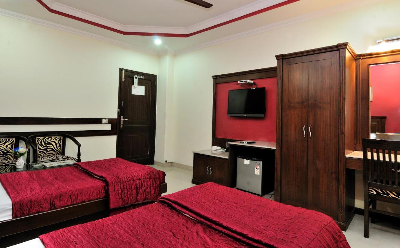 Hotel Maharaja Residency Τζαλαντάρ Εξωτερικό φωτογραφία