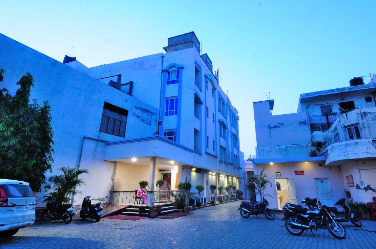 Hotel Maharaja Residency Τζαλαντάρ Εξωτερικό φωτογραφία